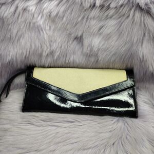 Hobo International Black Patent Leather Black Beige Canvas Clutch Handbag Mirror